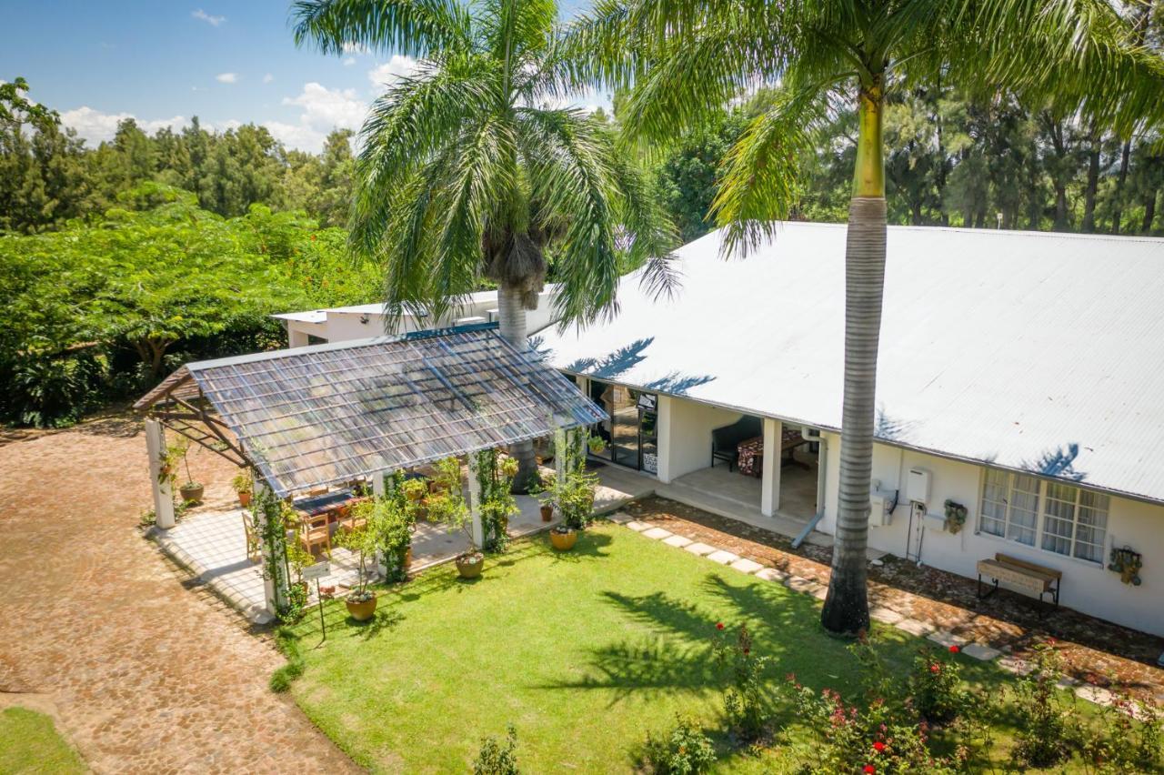 Francines Venue Pty Ltd Bed and Breakfast Hoedspruit Buitenkant foto